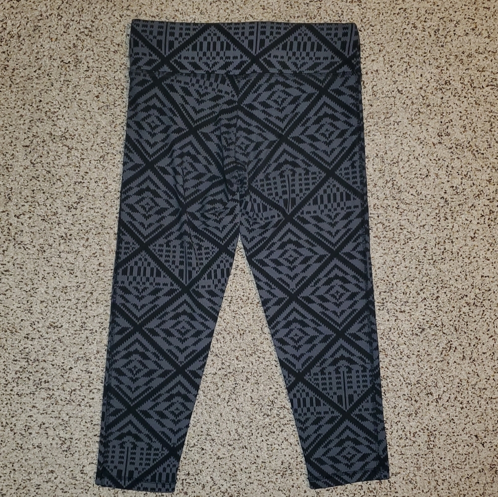 Victoria's Secret Logo Yoga Gym Black- Gray Sport Athletic Leggings
